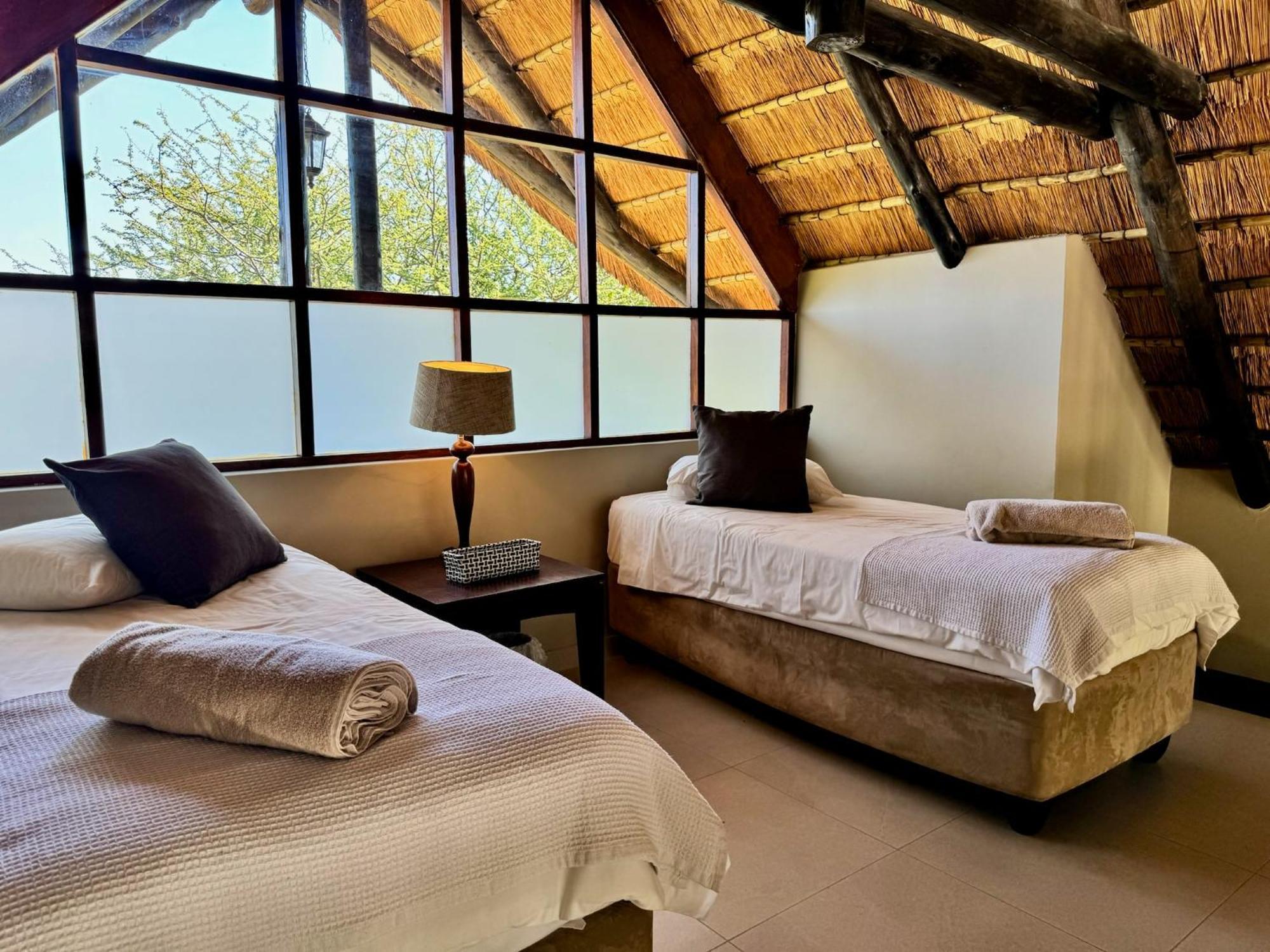 Pangolin Game Lodge - Self Catering, Incl 2 Game Drives Per Day Matlhagame Exteriér fotografie