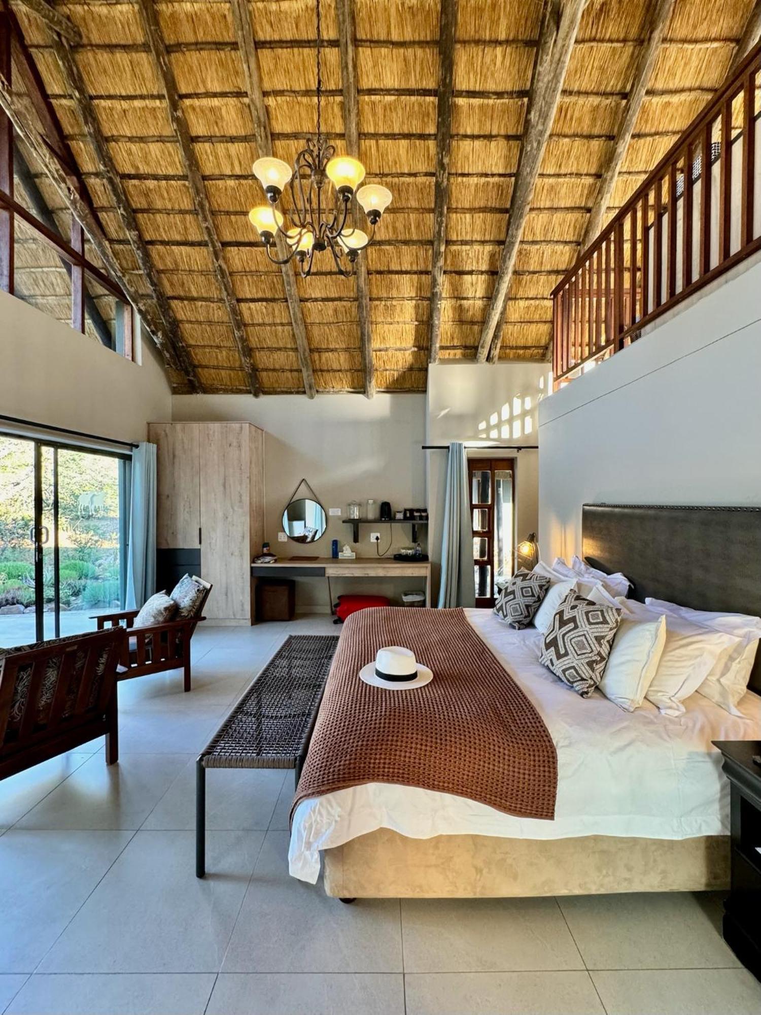 Pangolin Game Lodge - Self Catering, Incl 2 Game Drives Per Day Matlhagame Exteriér fotografie