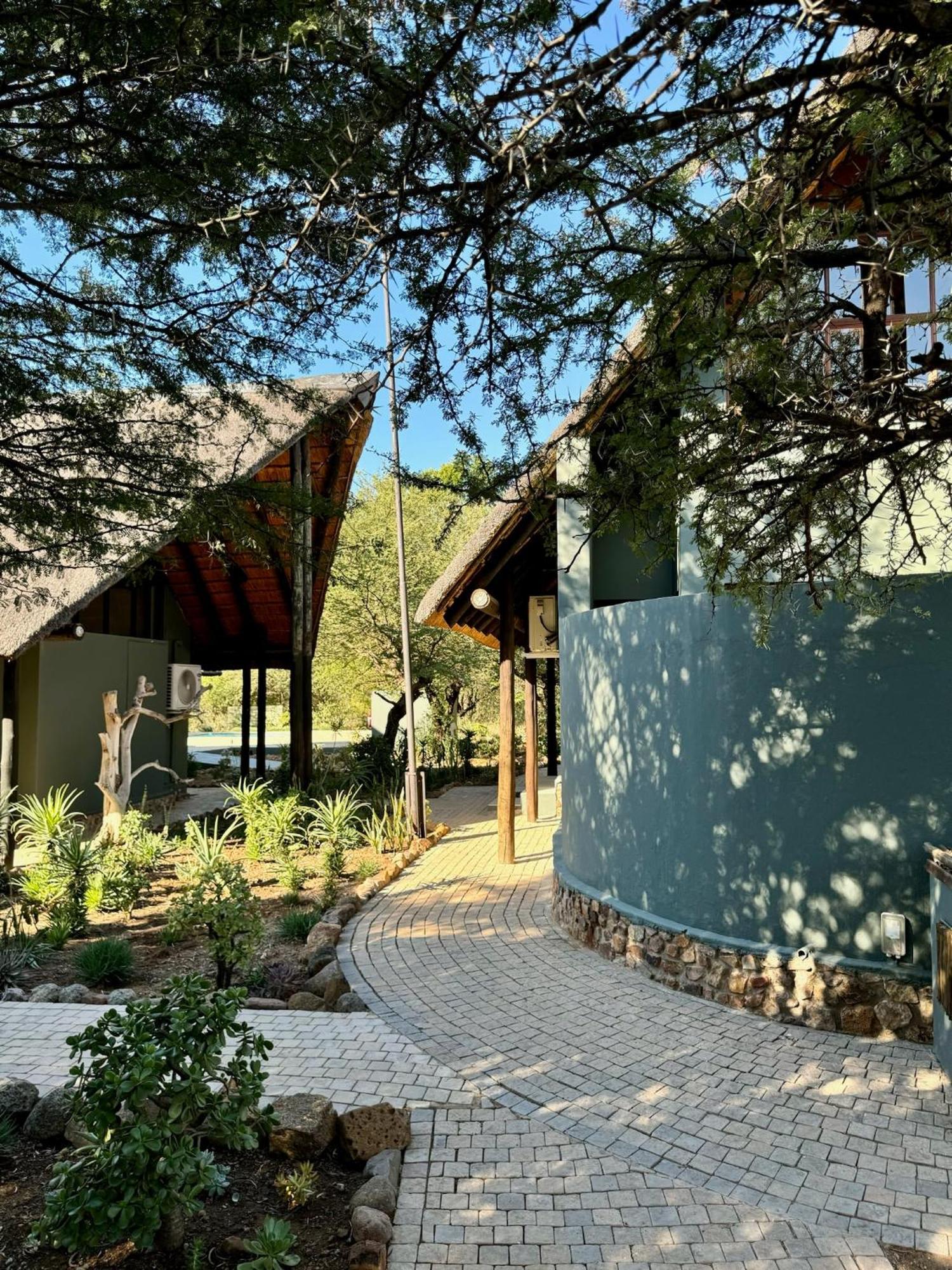Pangolin Game Lodge - Self Catering, Incl 2 Game Drives Per Day Matlhagame Exteriér fotografie